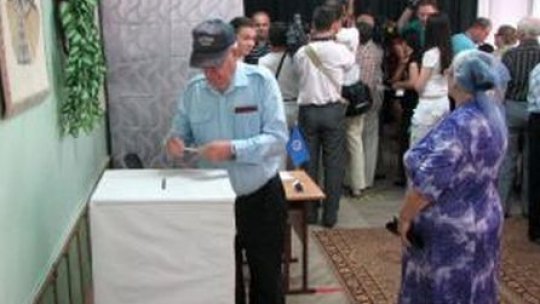 S-a format "Coaliţia 2012 pentru alegeri curate"