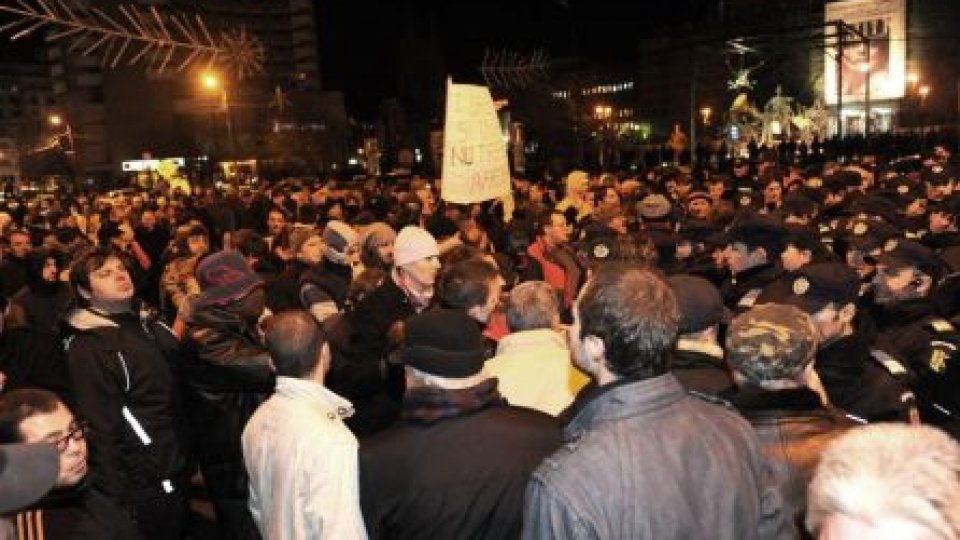 UPDATE Noi proteste în Bucureşti şi în ţară