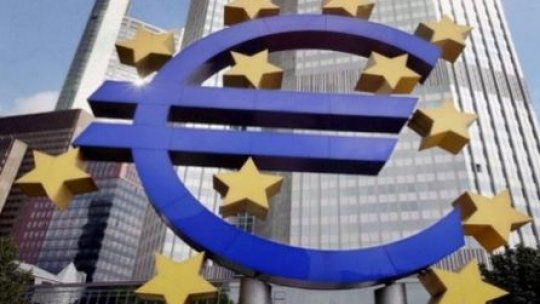 Euro a împlinit 10 ani, pe fond de criză