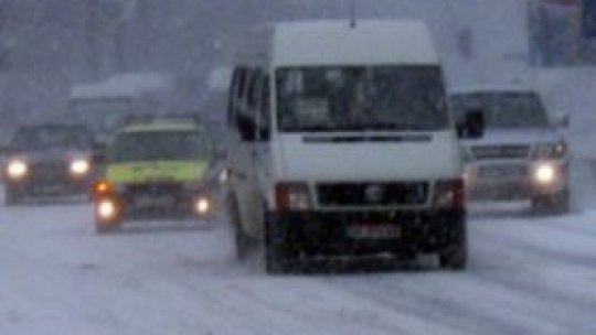PSD critică intervenţia autorităţilor la deszăpezire