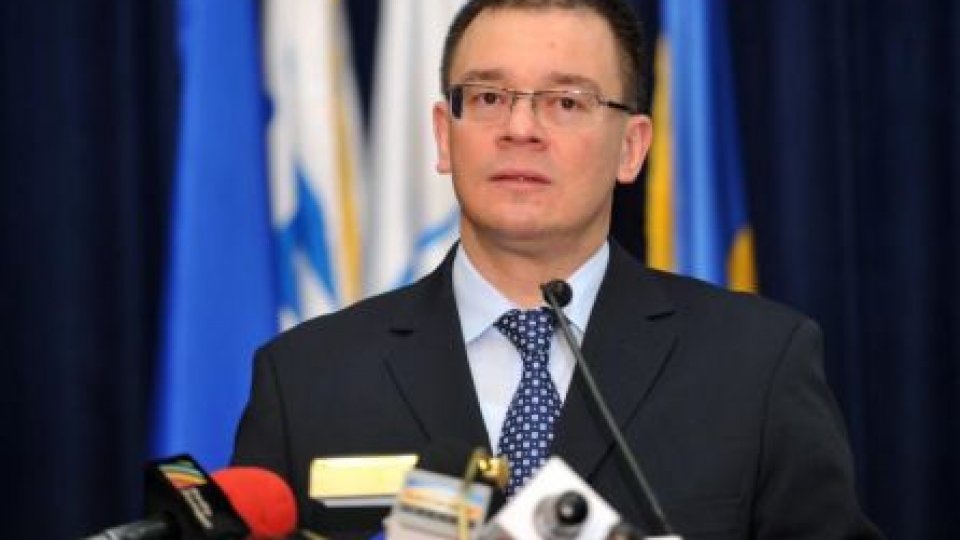 AUDIO Mihai Răzvan Ungureanu acuză USL că vrea să scoată România din UE