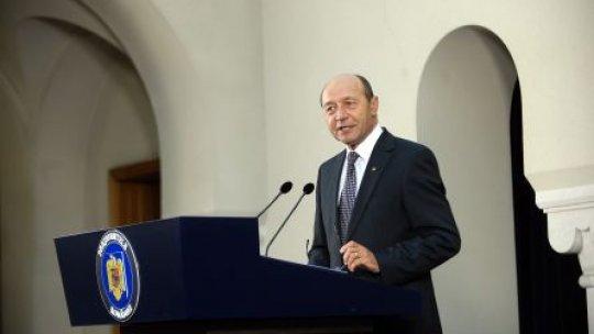Traian Băsescu: Anul 2013 să fie unul al liniştii şi solidarităţii
