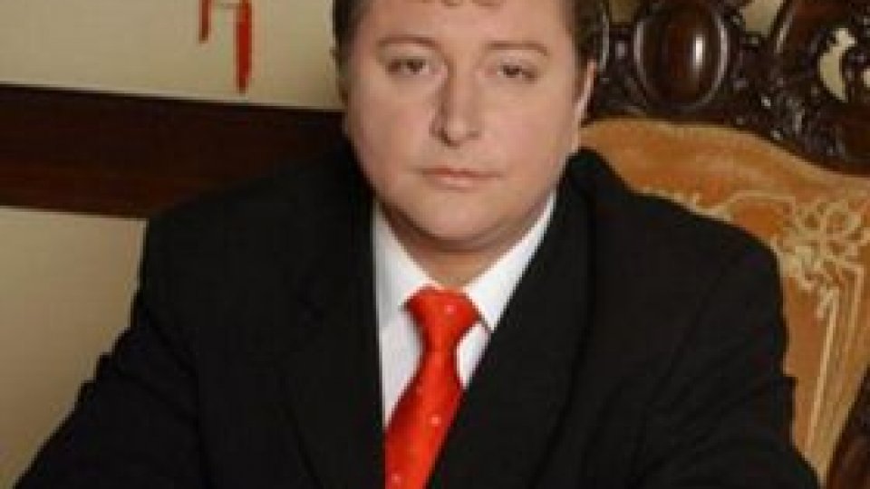 Oficial al Camerei Deputaţilor, acuzat de trafic de influenţă