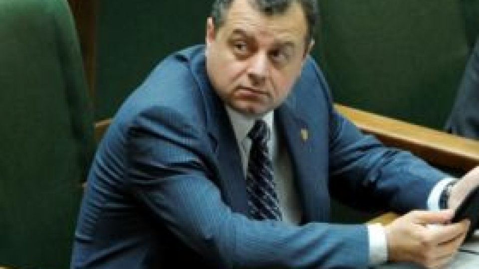 Senatorul Mircea Banias cere ministrului Nazare să rezolve situaţia de la Constanţa