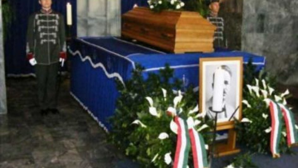 Reînhumarea în România a unui scriitor maghiar, anulată