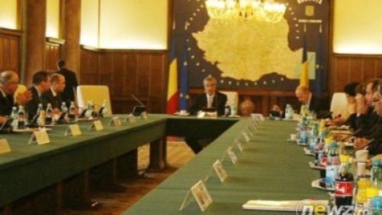 Patru foşti miniştri ai Cabinetului Tăriceanu, audiaţi în dosarul privatizărilor strategice