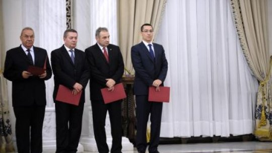 Noii miniştri şi-au preluat mandatele. Ce priorităţi are cabinetul Ponta?