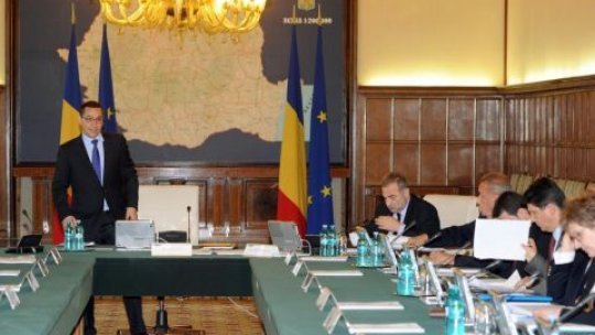 Premierul a demis prefecţii şi subprefecţii PDL şi UDMR