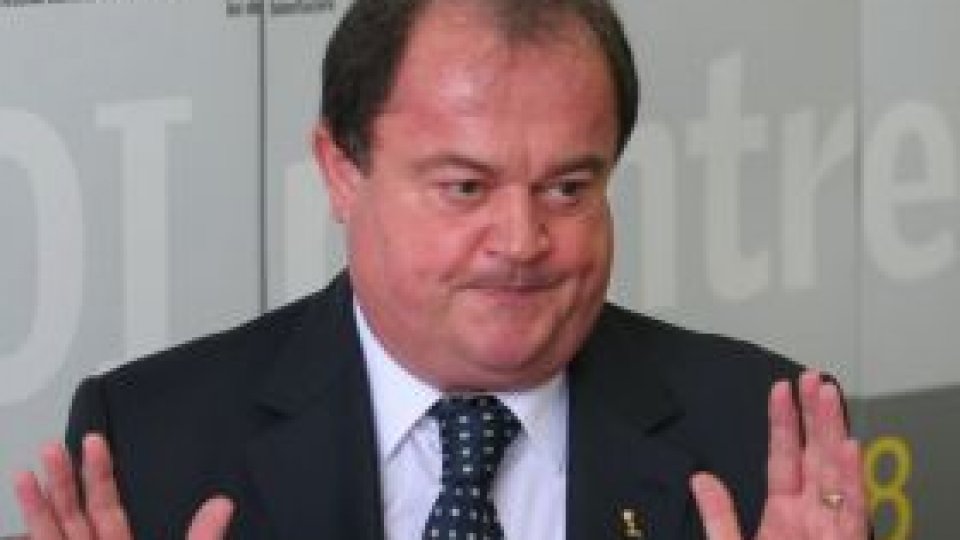 De ce nu are Blaga adversari la şefia PDL?