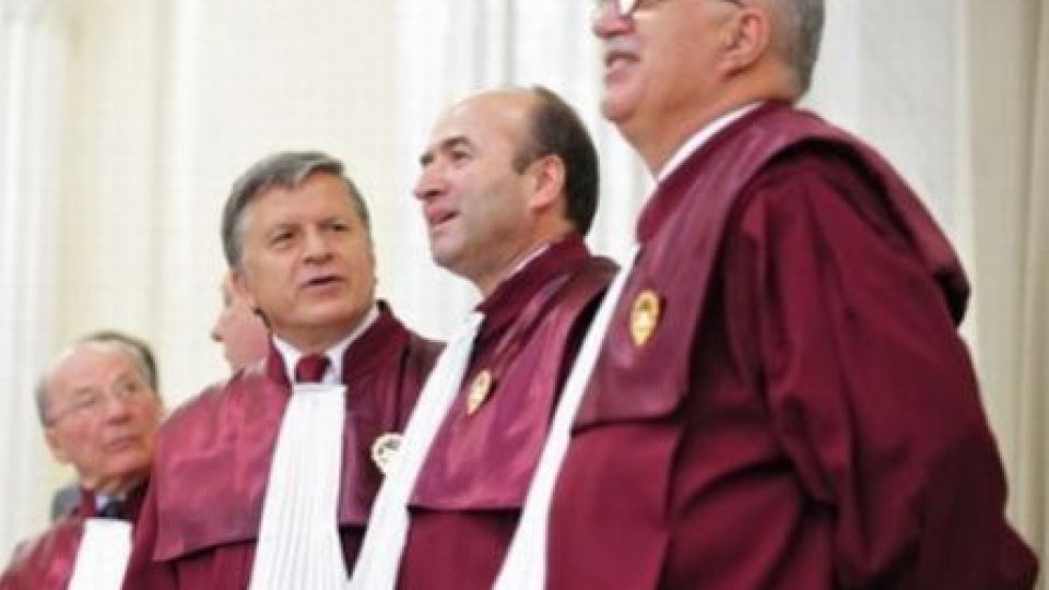 Trecerea ICR de la Preşedinţie la Senat, constituţională