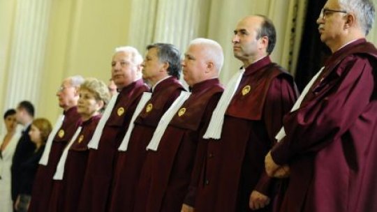 Curtea Constituţională s-ar putea reuni marţi