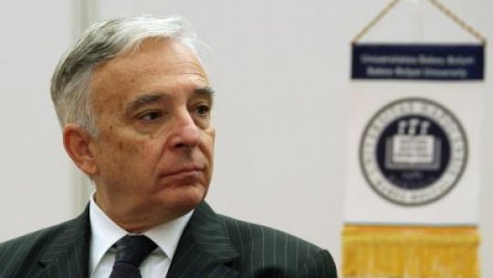 Isărescu: Incertitudinile politice dăunează cursului de schimb valutar şi economiei