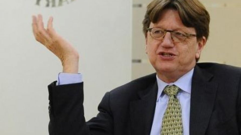 Reprezentanţii FMI, "îngrijoraţi" de situaţia politică din România