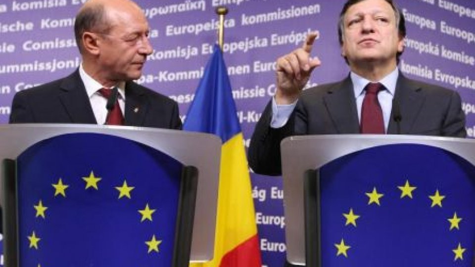 Sfaturile lui Barroso: Partidele din România să reinstaureze stabilitatea politică