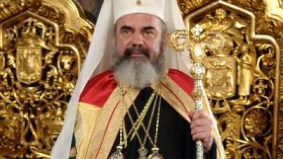 Patriarhul Daniel, felicitat de preşedintele Băsescu