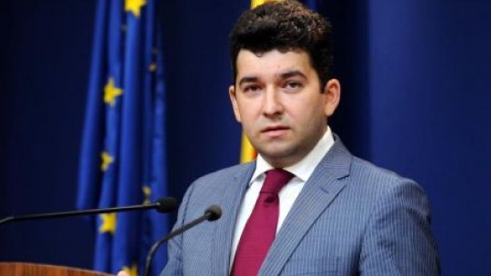 Liviu Voinea: Bugetul este construit pe o creştere economică de 1,8%