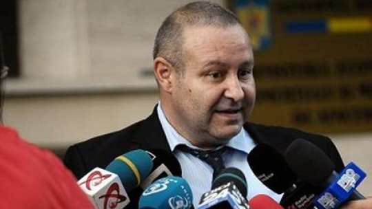 PP-DD îi acţionează în judecată pe parlamentarii "migratori"
