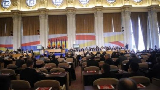 Moţiunea Opoziţiei pe tema CFR Marfă, respinsă