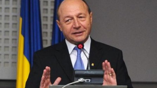 Traian Băsescu: Tinerii trebuie încurajaţi să înceapă propriile afaceri