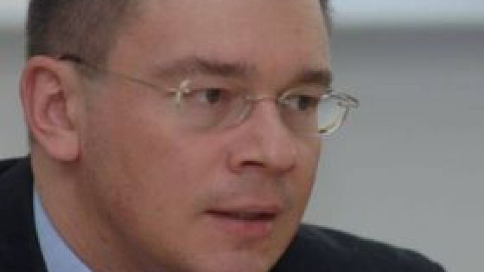 Forţa Civică sesisează CCR pe tema vânzării şi cumpărării terenurilor agricole din România