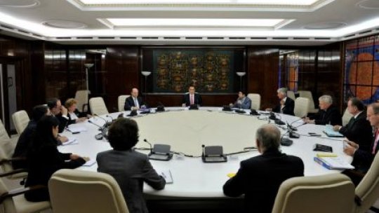Delegaţia FMI părăseşte, marţi, România. Cota unică rămâne 16%