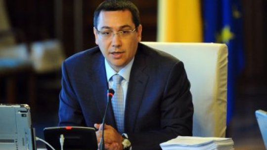 Premierul Ponta susţine că preşedintele Băsescu "a vândut" interesele României