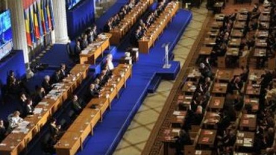 Legea minelor nu a întrunit număr necesar de voturi