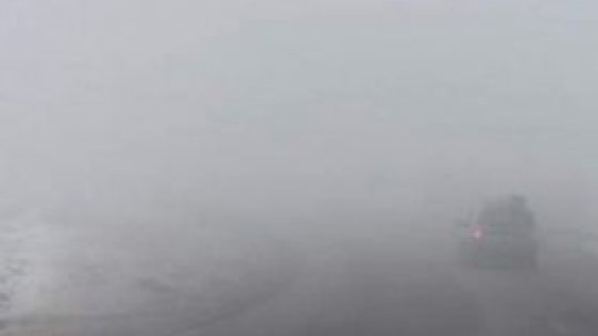 Cod galben de ceaţă în Bucureşti şi în 16 judeţe