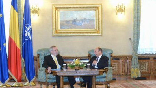 Preşedinte cere intensificarea sprijinului BEI în promovarea folosirii banilor europeni