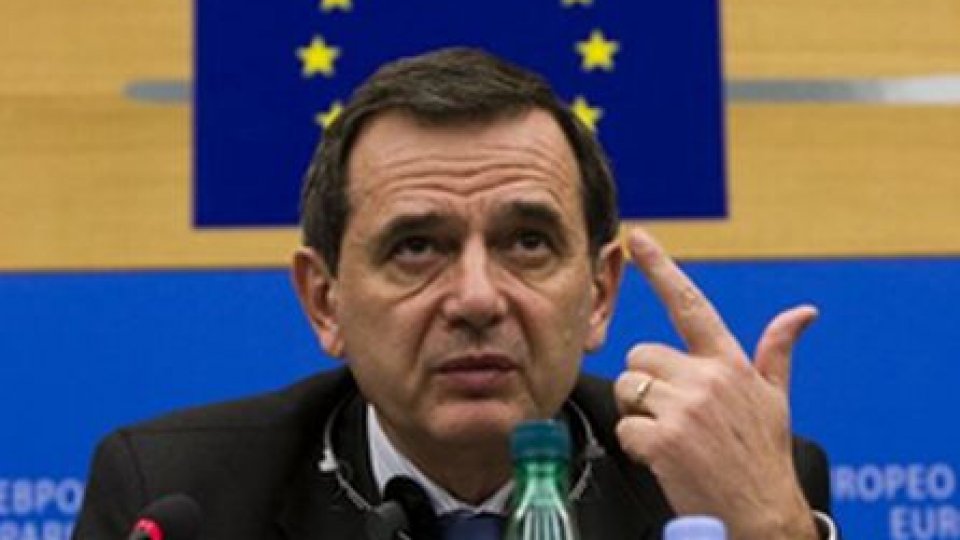 Marian Jean Marinescu: Să fie făcute publice contractele cu finanţare europeană