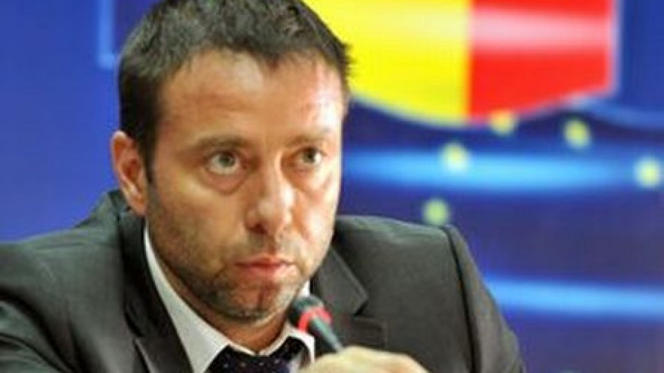 Secretar de stat, ridicat de DNA