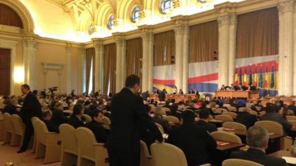 PDL a depus moţiunea simplă "Guvernul Ponta fabrică de şomeri"