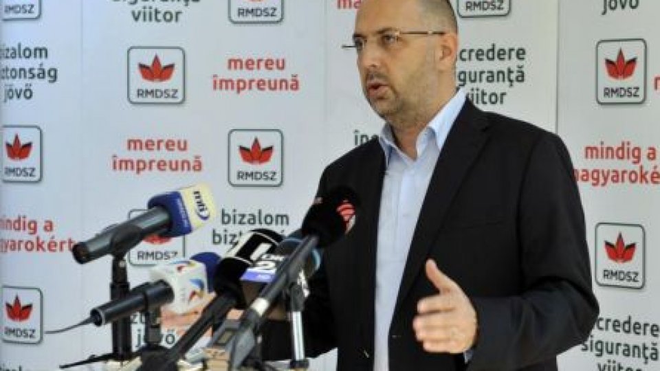 UDMR nu renunţă la modificarea articolului 1 din Constituţie