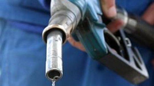 Senatorii liberali orădeni propun taxa de un ban pe litru de carburant pentru mediu