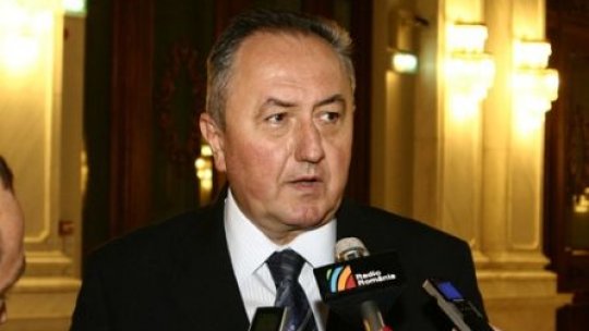 USL "trebuie să-şi ducă crucea până la capăt"