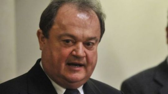 AUDIO Blaga anunţă posibile exluderi din PDL