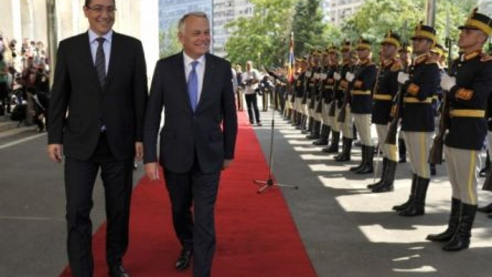 Premierul Franţei, în vizită la Dacia Renault