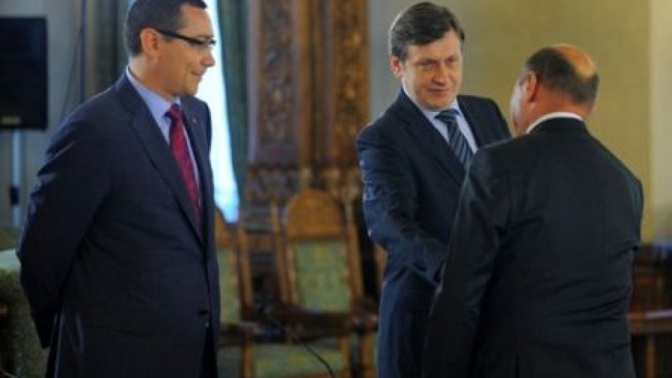 Întâlnire decisivă Băsescu - Antonescu pentru ministrul Transporturilor