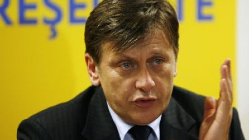 Antonescu: Băsescu a permis transformarea României în poligon electoral pentru Orban
