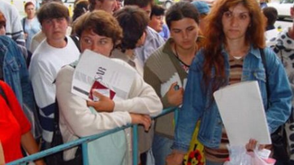 Un ministru olandez cere UE să adopte un "cod de alertă"  în privinţa românilor şi bulgarilor