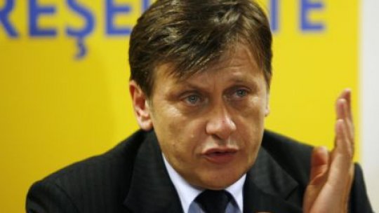AUDIO Antonescu: Afirmaţiile lui Băsescu privind incompetenţa Guvernului, deplasate