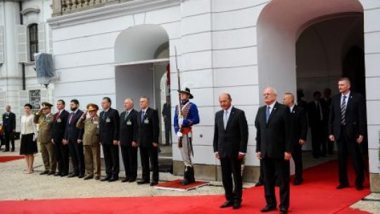 Traian Băsescu, prezent la sărbatoarea naţională de la Banska Bystrica
