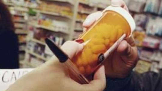 Ministerul Sănătăţii propune şase luni de interzicere a exporturilor medicamentelor autohtone