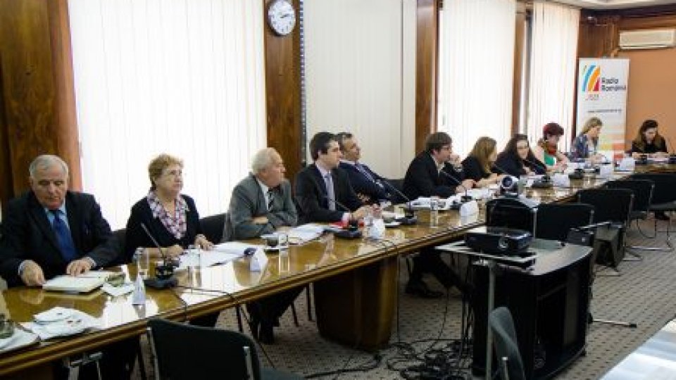 Candidaţii la alegerile prezidenţiale, de acord cu oferta editorială a Radio România