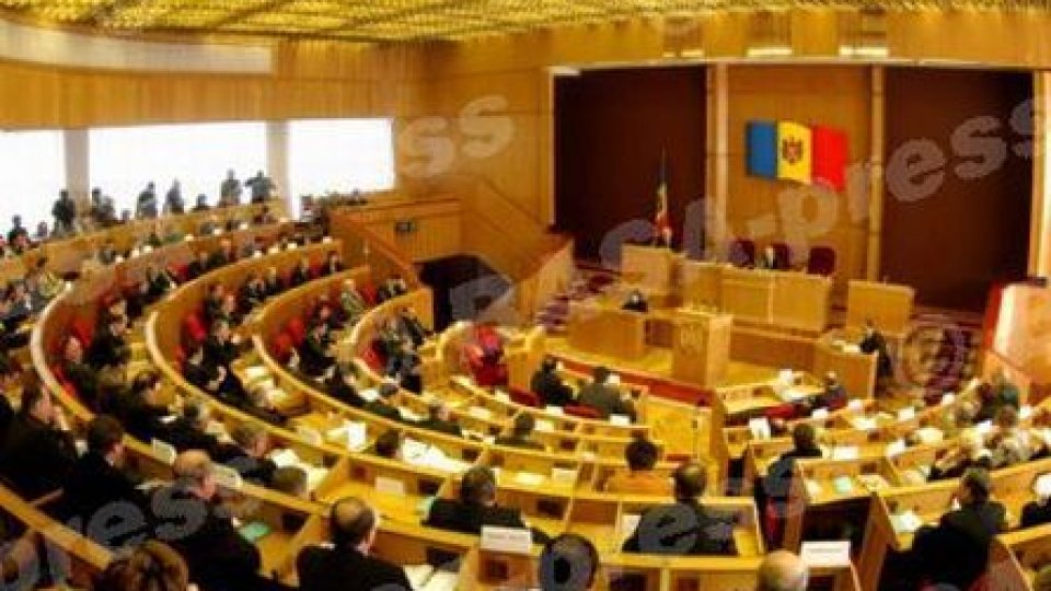 Noul Parlament al Republicii Moldova se reuneşte pe 29 decembrie