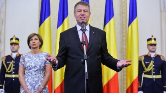 VIDEO Mesajul lui Iohannis: 2015 să fie începutul unei Românii a normalității