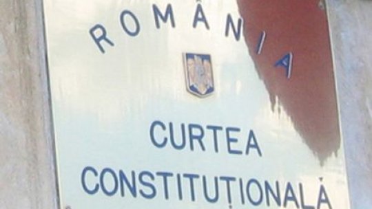 CCR: Controlul judiciar şi controlului judiciar pe cauţiune, neconstituţionale