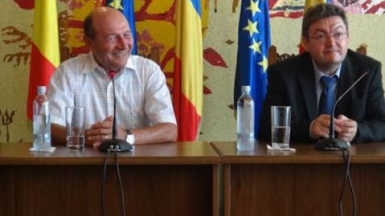 Preşedintele Traian Băsescu, prezent la  dezbaterea Mişcării Populare