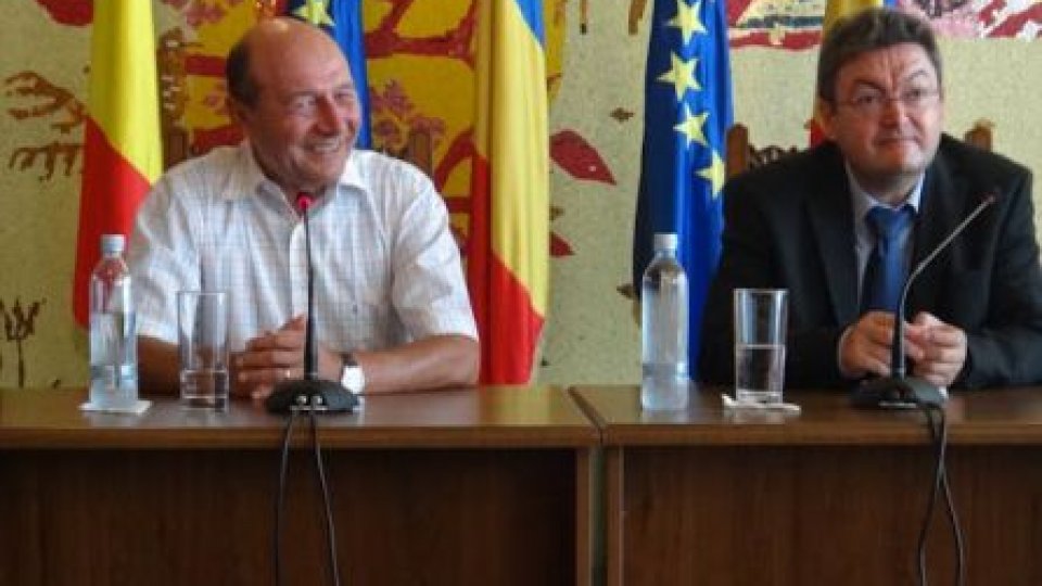 Preşedintele Traian Băsescu, prezent la  dezbaterea Mişcării Populare