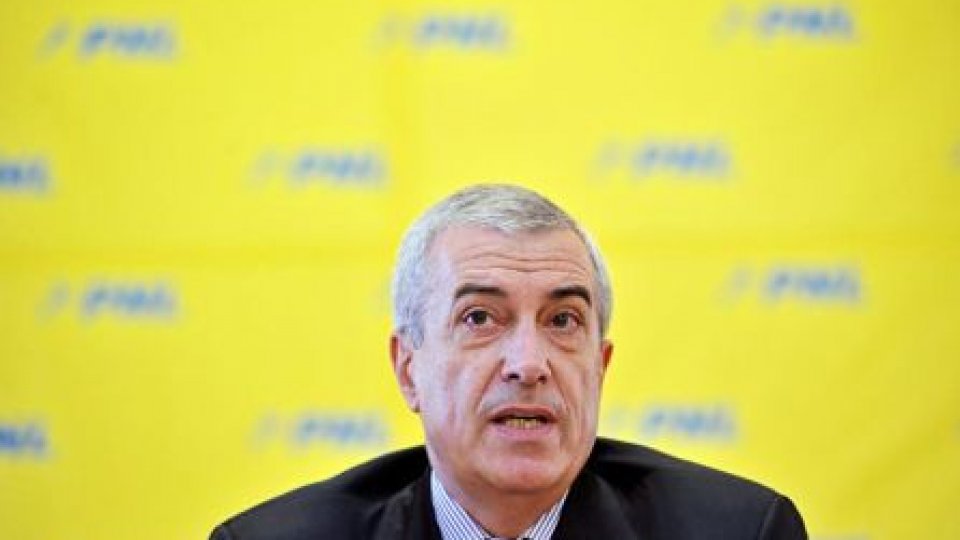 Tăriceanu le cere liberalilor să NU piardă identitatea partidului